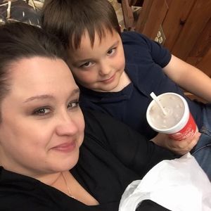 Meet your Posher, Christy